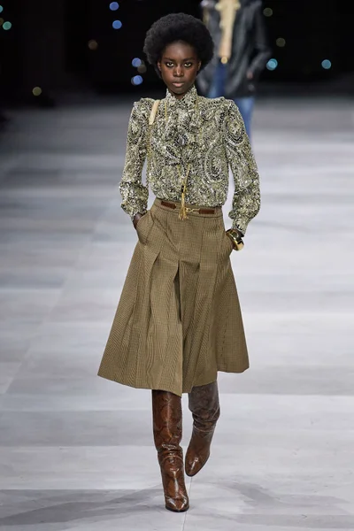 Look 36